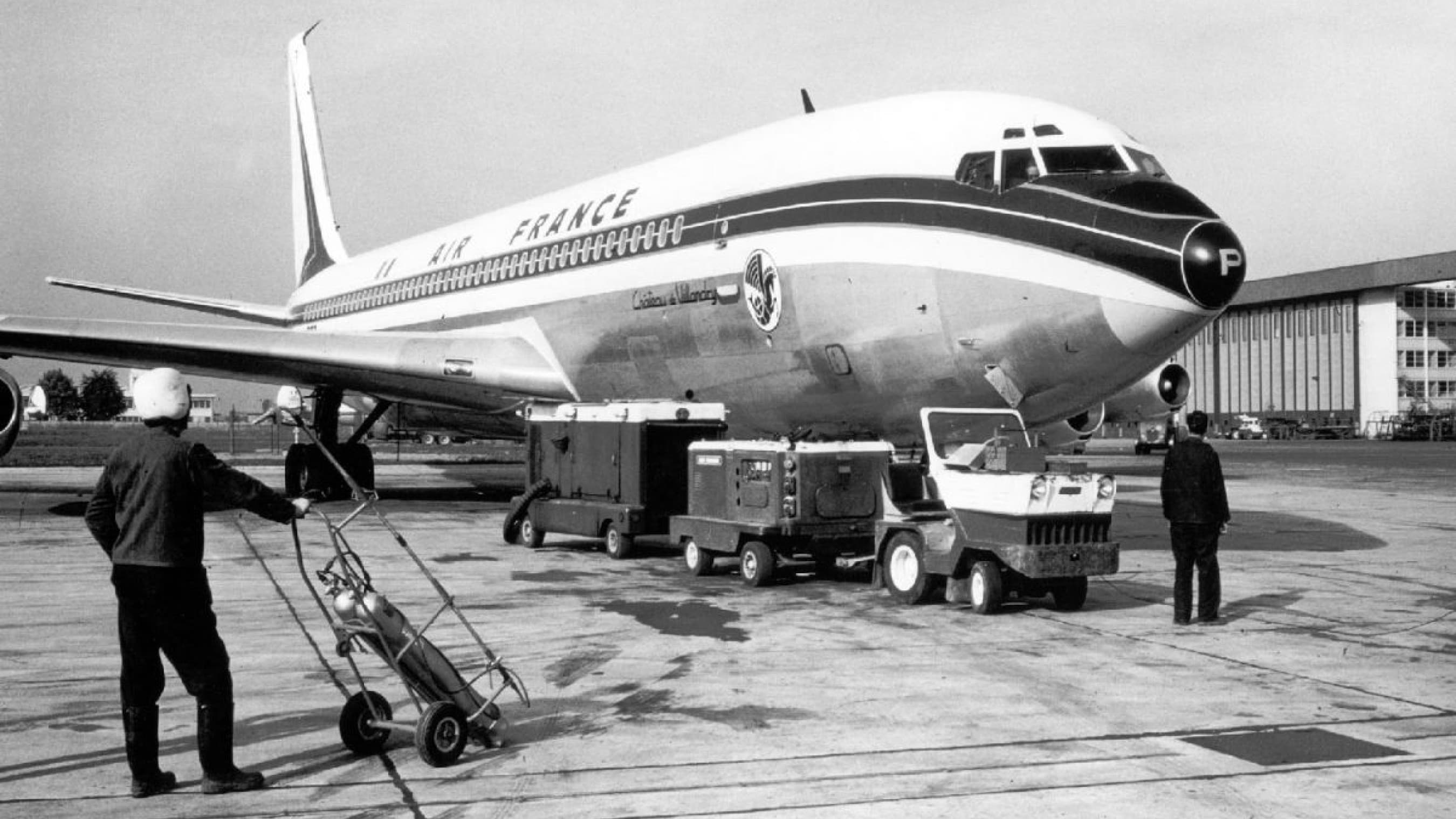 Photo d'époque avion noir et blanc