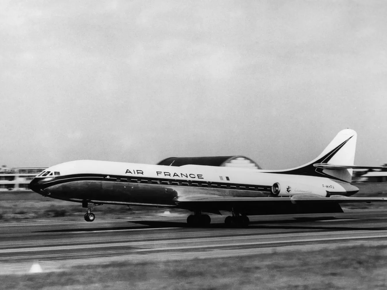 Photo d'époque avion noir et blanc