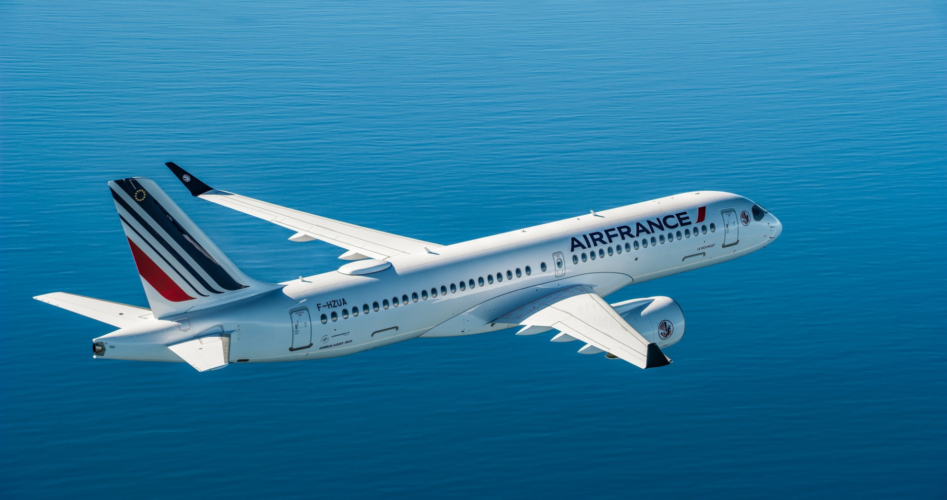 Photo A220 en vol