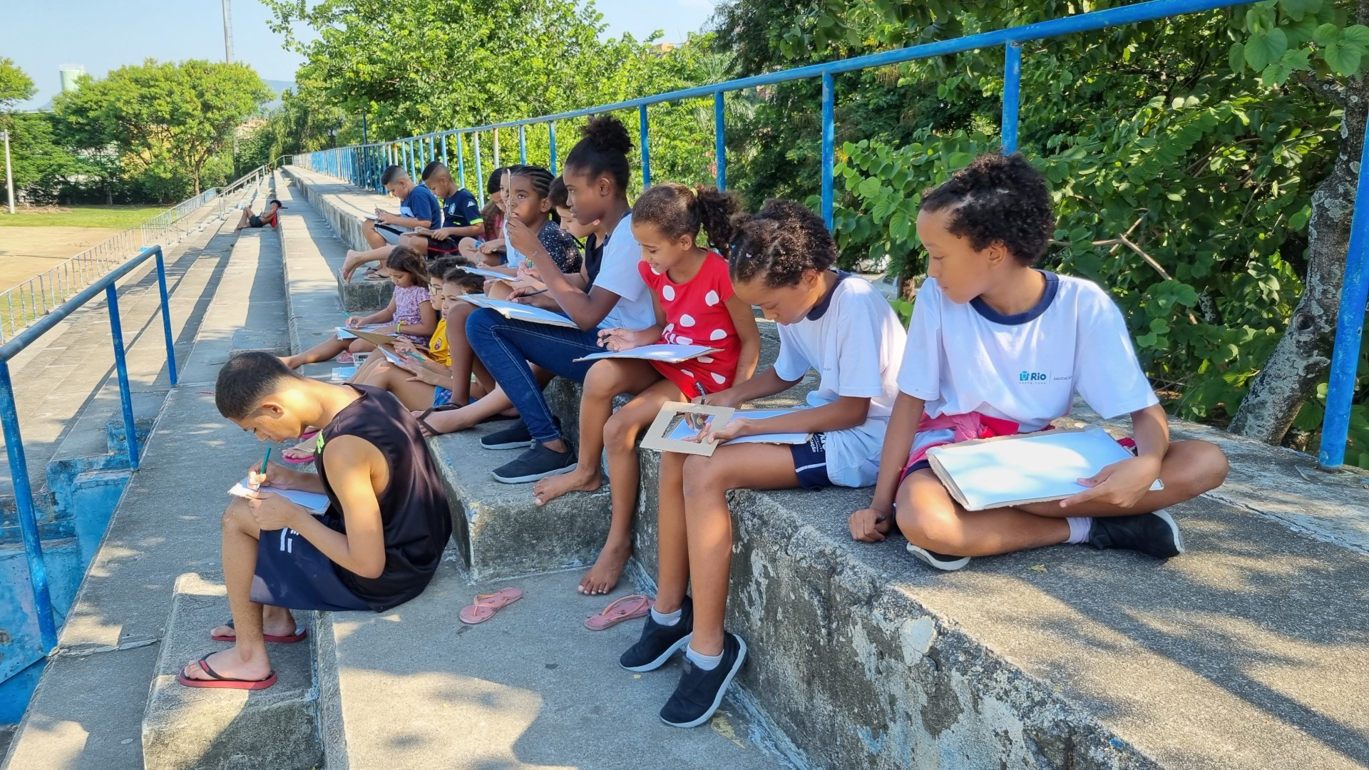 Soutien aux programmes d’alphabétisation, d’art et de sport de l’école Projeto Uerê, à Rio de Janeiro
